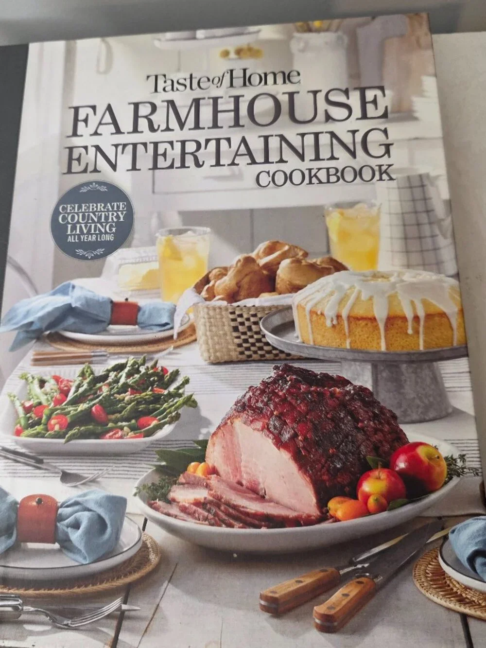Taste of Home Farmhouse Entertaining Hardback Cookbook